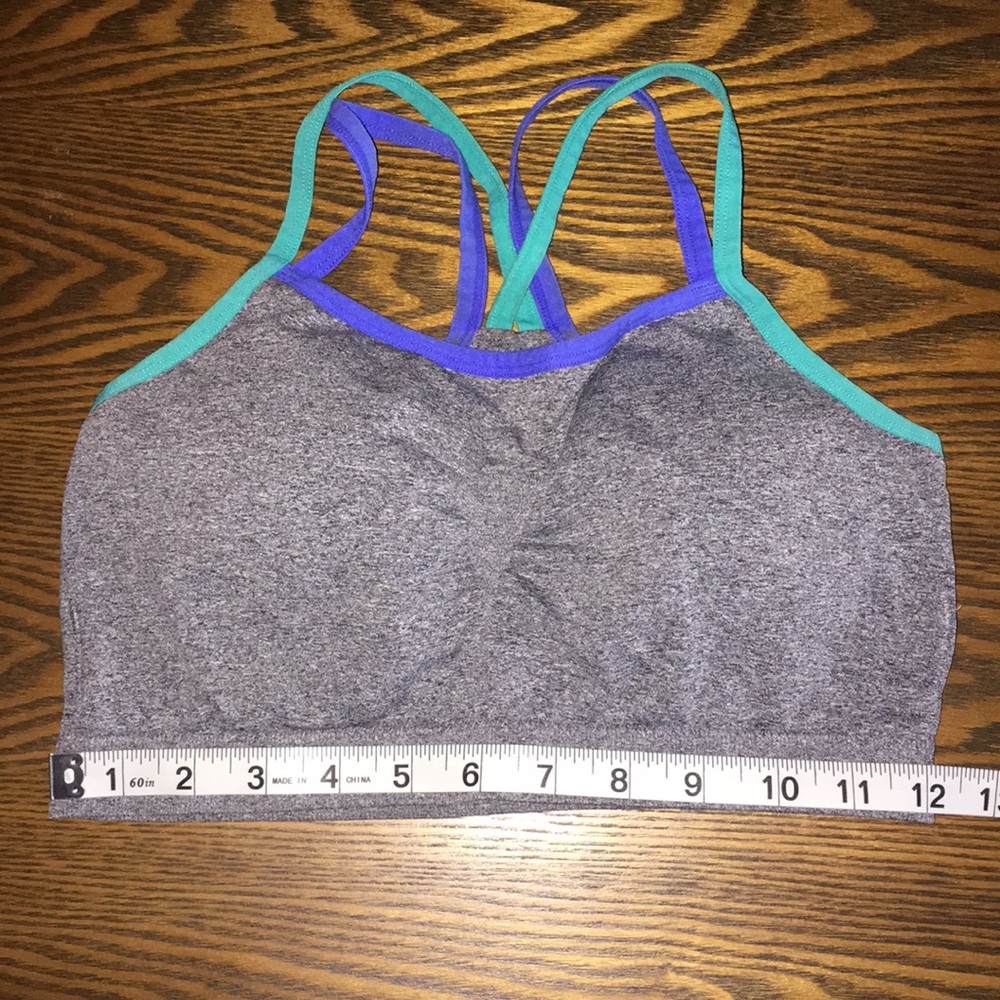 ❌SOLD❌ Sports bra - Picture 3 of 3
